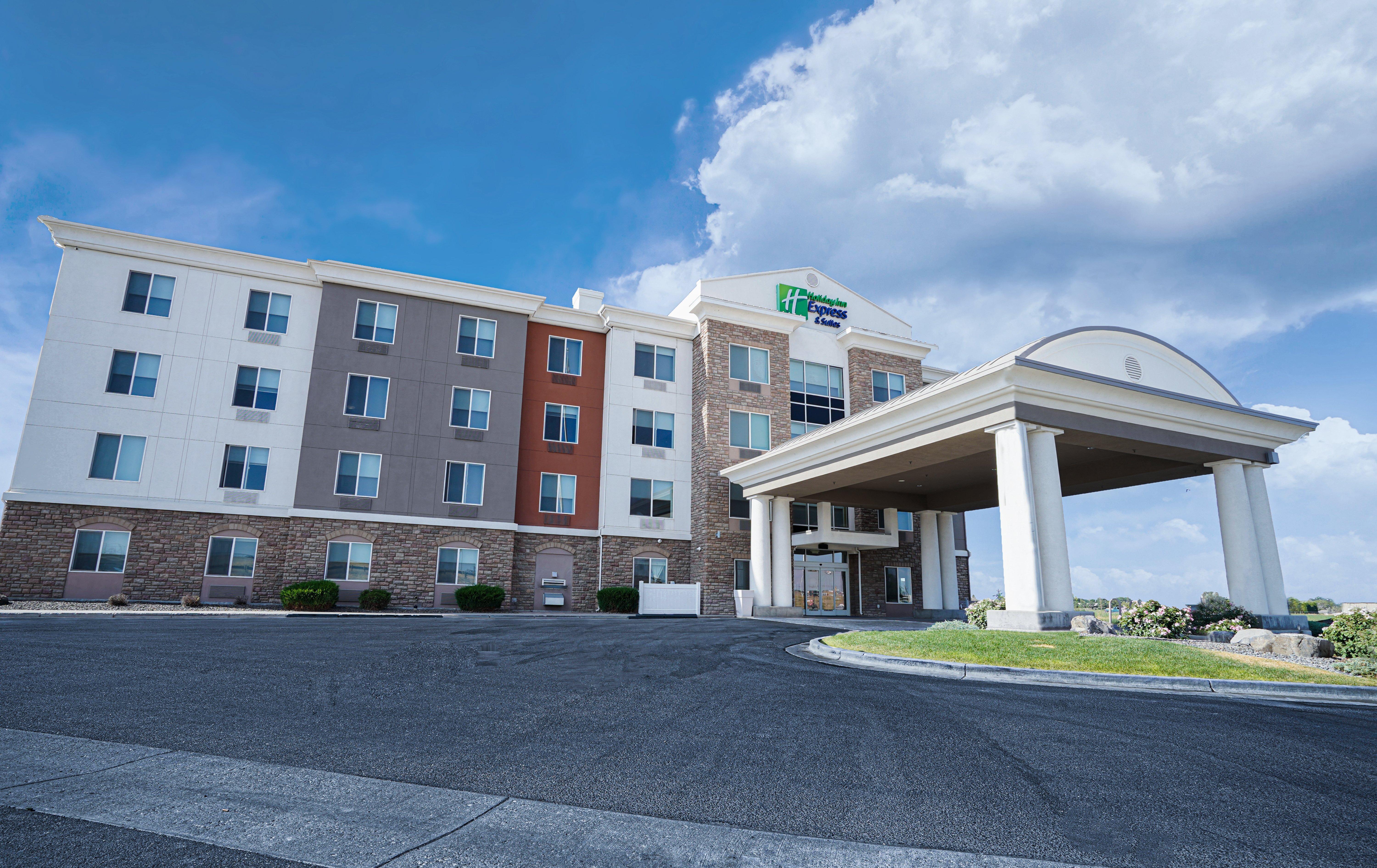 Holiday Inn Express Hotel & Suites Ontario By Ihg Exterior photo